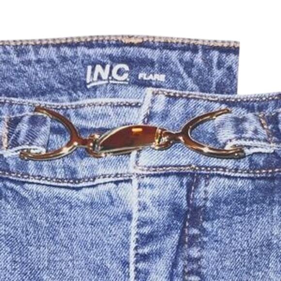 NWT, INC High Rise Flare Jeans with Gold Accent at the Zipper. Women's SZ 4/27, - Picture 4 of 5